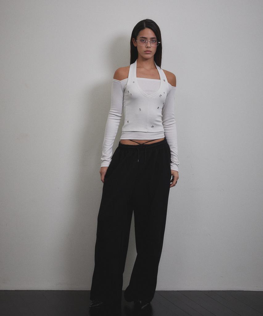 Bunteu Eyelet Halter Long Sleeve (Ivory)