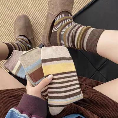 Socken, Vintage-Socken, Farbblock-Streifen-Mittelwadensocken für Damen, Atmungsaktive Herbst- und Winter-Frotteesocken