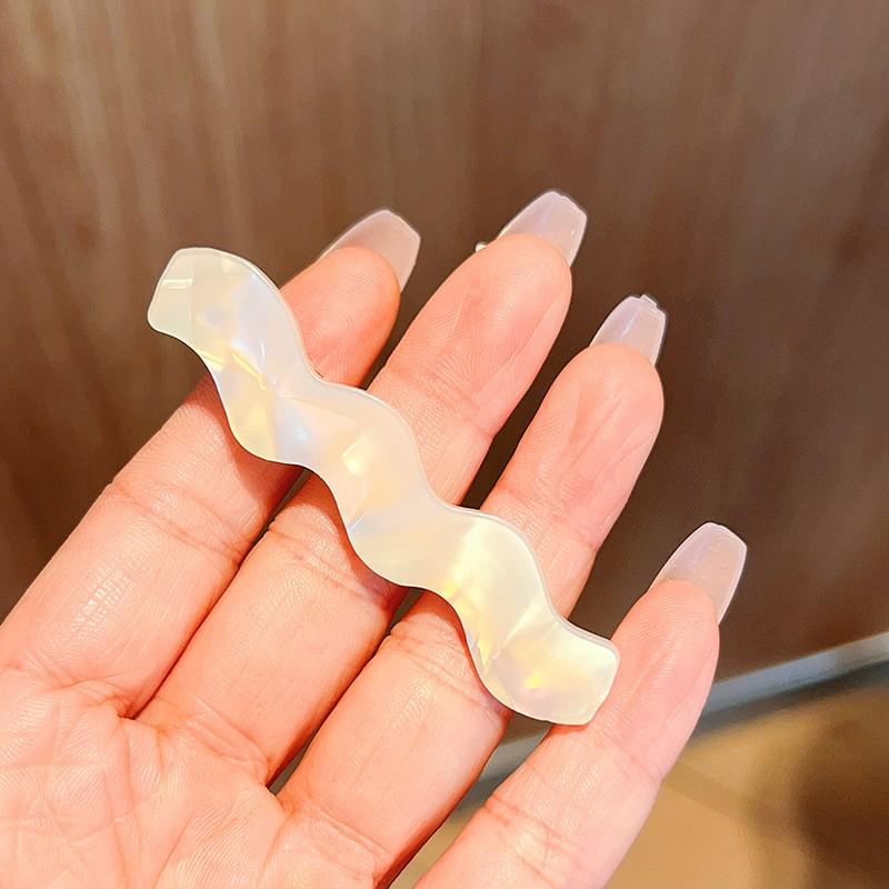 Korean Sweet Texture Wavy Duckbill Hairpin Clip