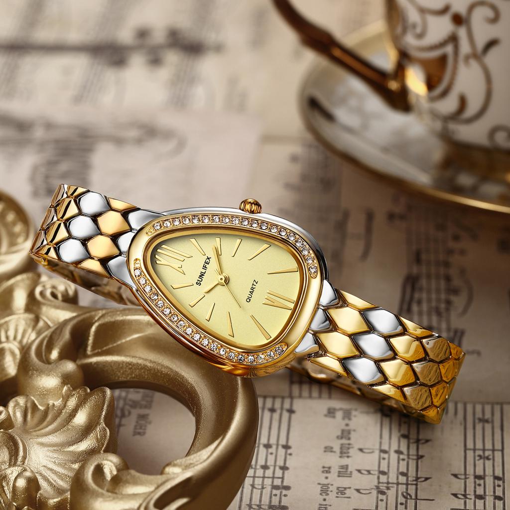 Fashionable and Personalized Snake-shaped Watch Set with Diamonds Gold Female Color Small Dial Quartz Watch