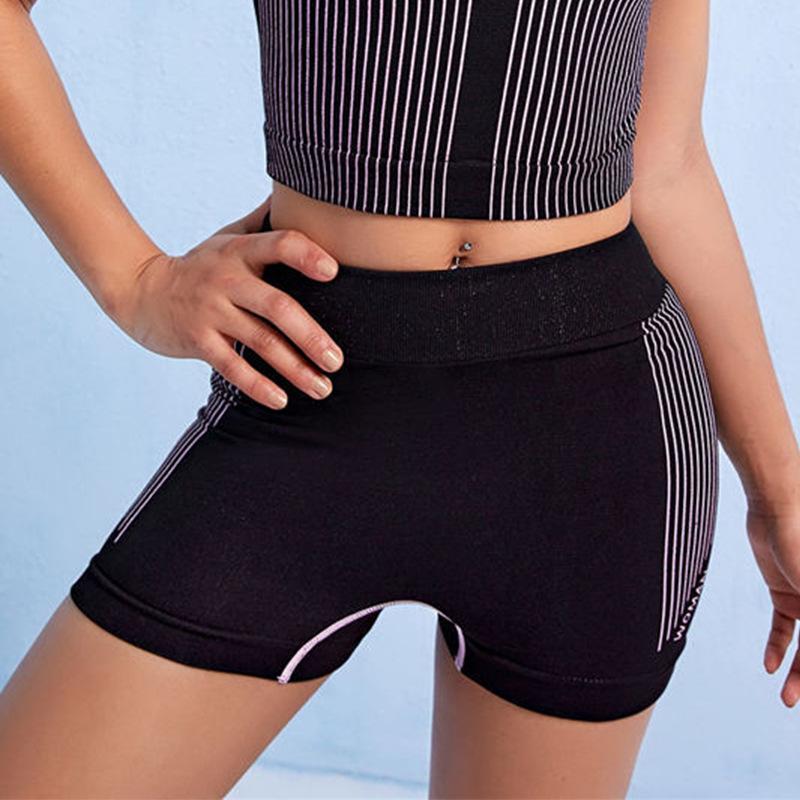 European & American Seamless Yoga Set: Elastic Vest & High Waist Hip-Lifting Long Pants