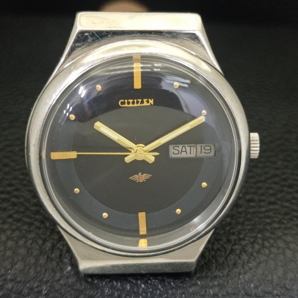 JAPAN VINTAGE CITIZEN AUTOMATIC 8200 MENS BLACK COLOR DIAL WATCH A702743-1 R210-a702743