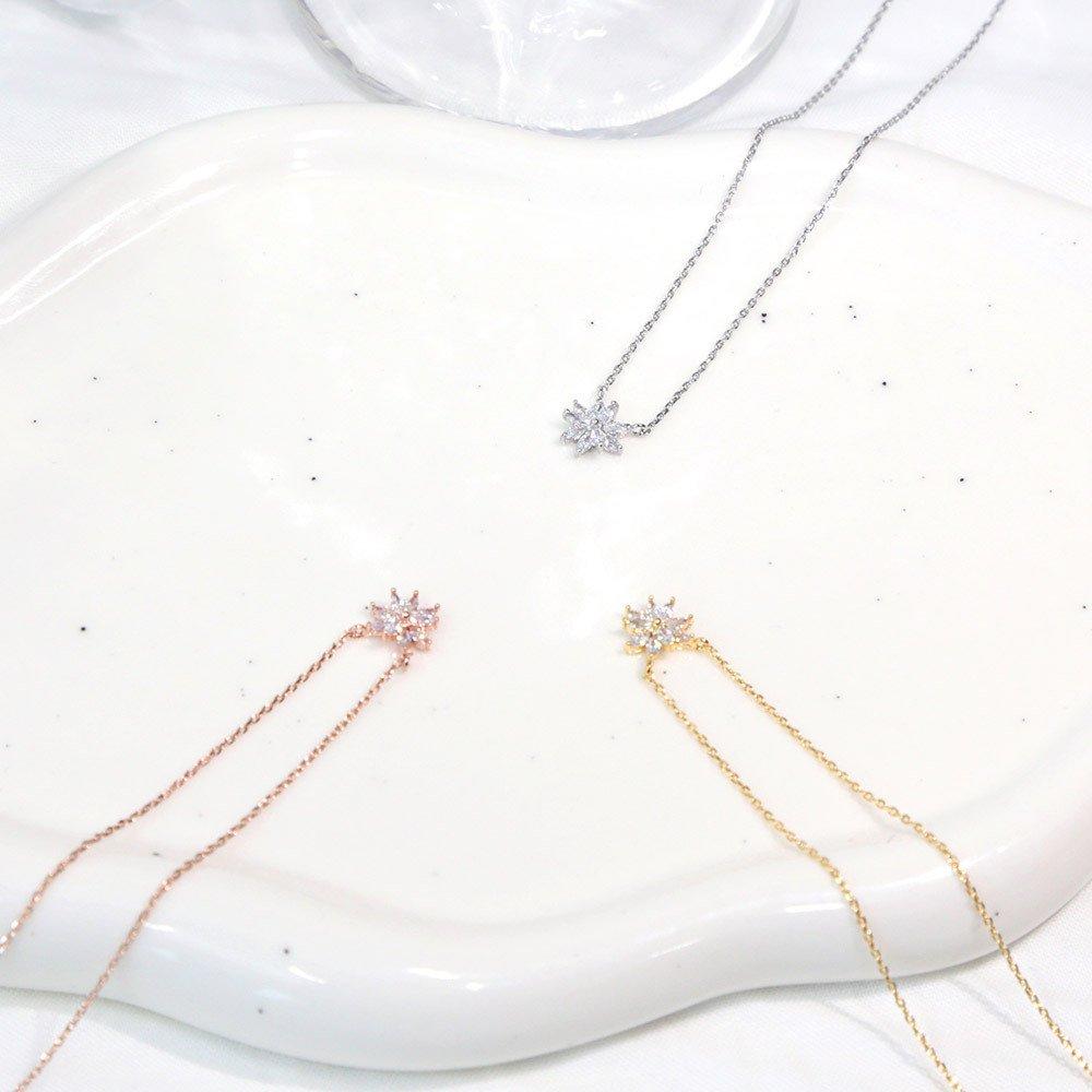 Dieuamour Kara Necklace