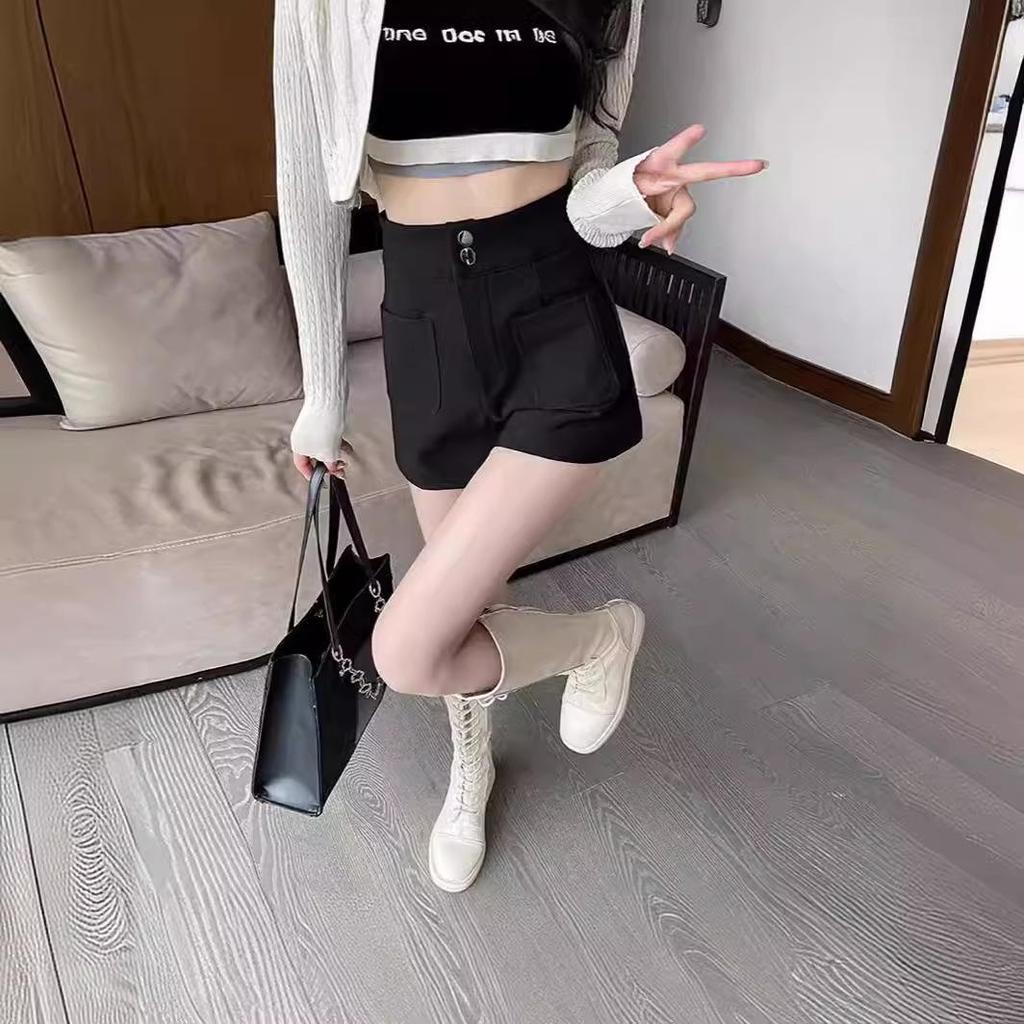 Plus Size High Waist Black Elastic Letter Wide-Leg Shorts - Korean Style Women's Summer Slimming Hot Pants.