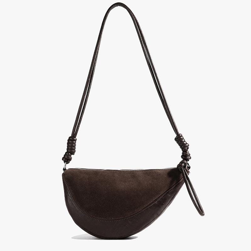 

This year s popular bag women s 2025 new fashion high-quality texture matte shoulder bag commuter messenger bag dumpling bag темно-коричневого