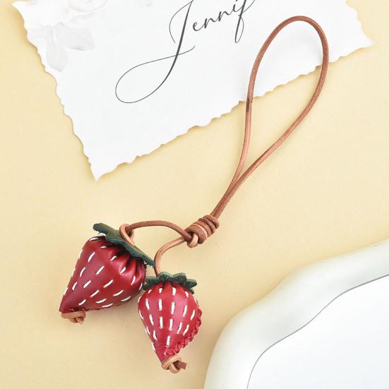 Colgante para Bolso Hecho a Mano Costura Tridimensional Diseño de Fresa Llavero Imitación de Cuero Correa Ajustable Accesorios para Bolsos Maletas