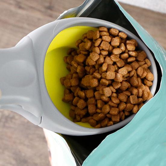 3-in-1 Collapsible Pet Scoop Measuring Cups Bag Sealing Clip Portable Dog Cat Food Spoon for Travel Feeding