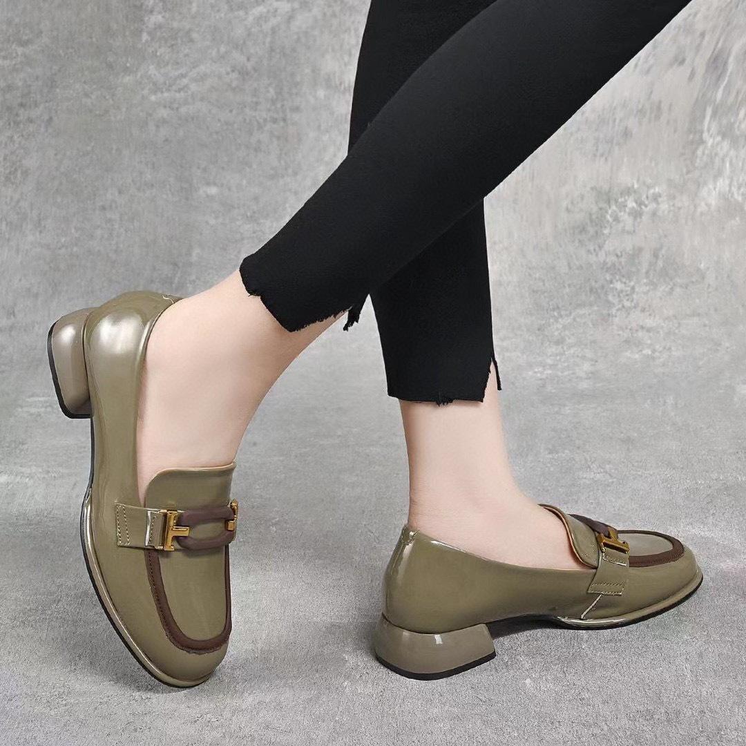 

Туфли-лодочки с круглым носком, весенние, новые, с одной педалью, удобные, из лакированной коровьей кожи первого слоя, на толстом каблуке, маленькие кожаные туфли 39 серый