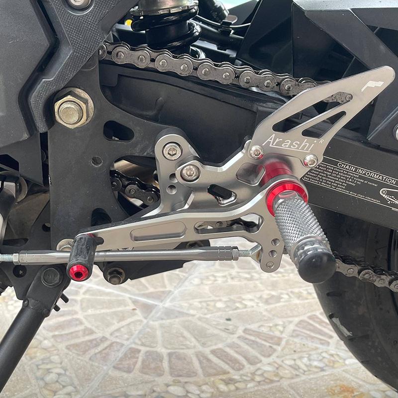 ARASHI Motorcycle Front Foot Pedal Foot Rset Foot Pegs Rear Set Rearset For KAWASAKI NINJA400 Z400 EX400 2018-2023