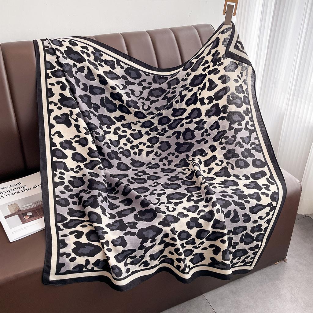 Luxury 90*90Cm Square Scarf For Women Elegant Ladies Hijab Leopard Neckerchief Soft Stain Imitation Silk Scarves Length Shawl