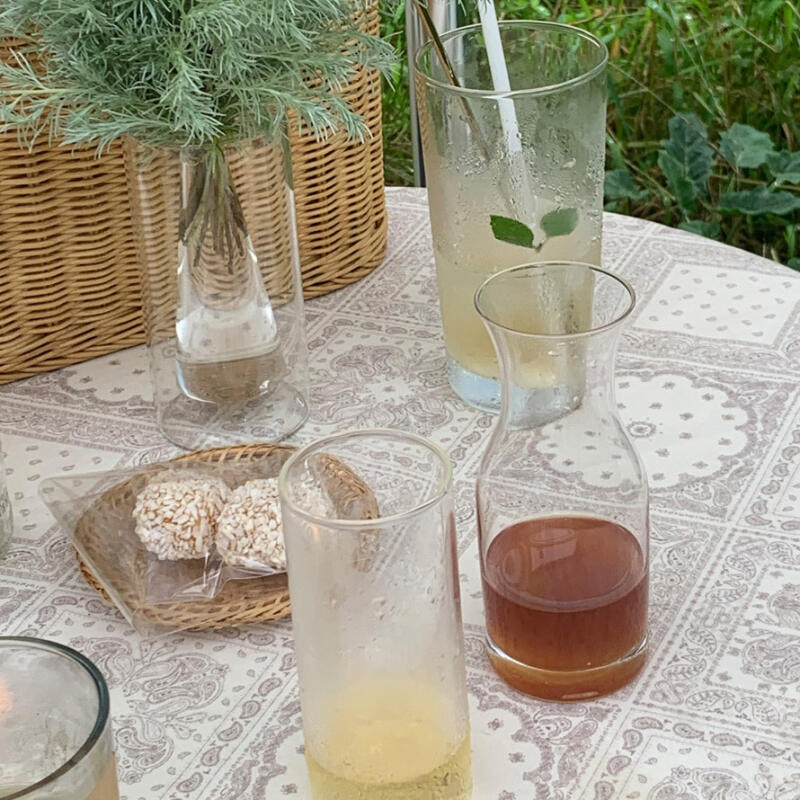 

Paisley Waterproof Tablecloth 4-Person Large Red