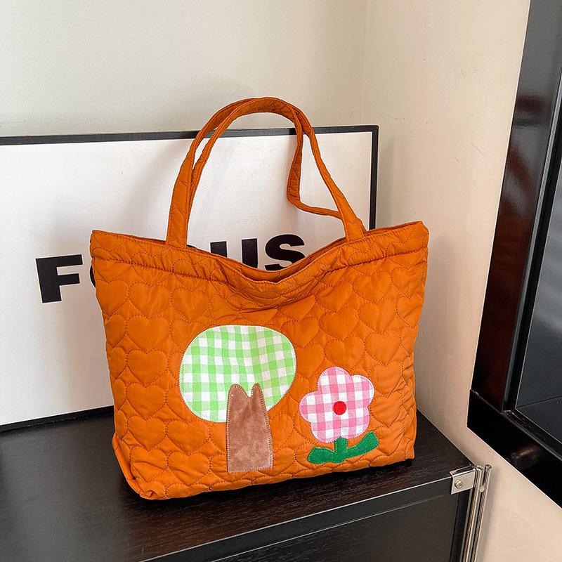 Korean Version of Padded Shoulder Bag, Cute and Sweet Summer New Large-capacity Tote Bag, Zipper Model, Embroidered Plaid.