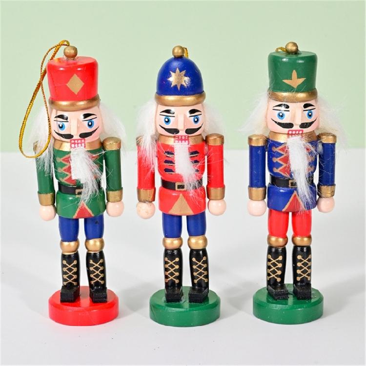 3pcs Holidays Nutcrackers Shaped Tree Hangings Hand Painted Wood Figurines Pendant Christmas Themed Embellishments