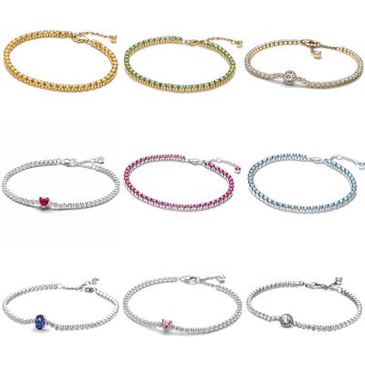 Das neueste Kupfer Zirkon eingelegte Fischgräten Weichkettenarmband der Saison ist geeignet für tägliche Party DIY Damen Luxusschmuck