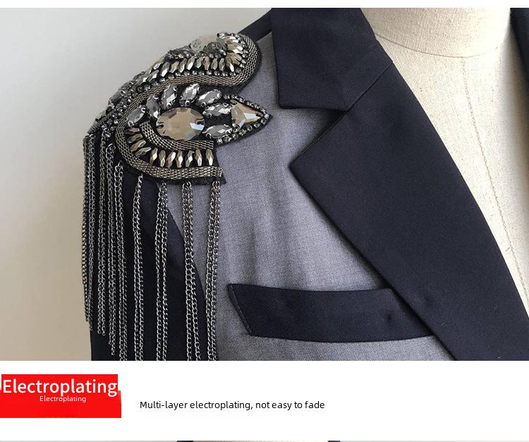 Gold Tassel Metal Shoulder Badge: Retro Punk Armband Jewelry