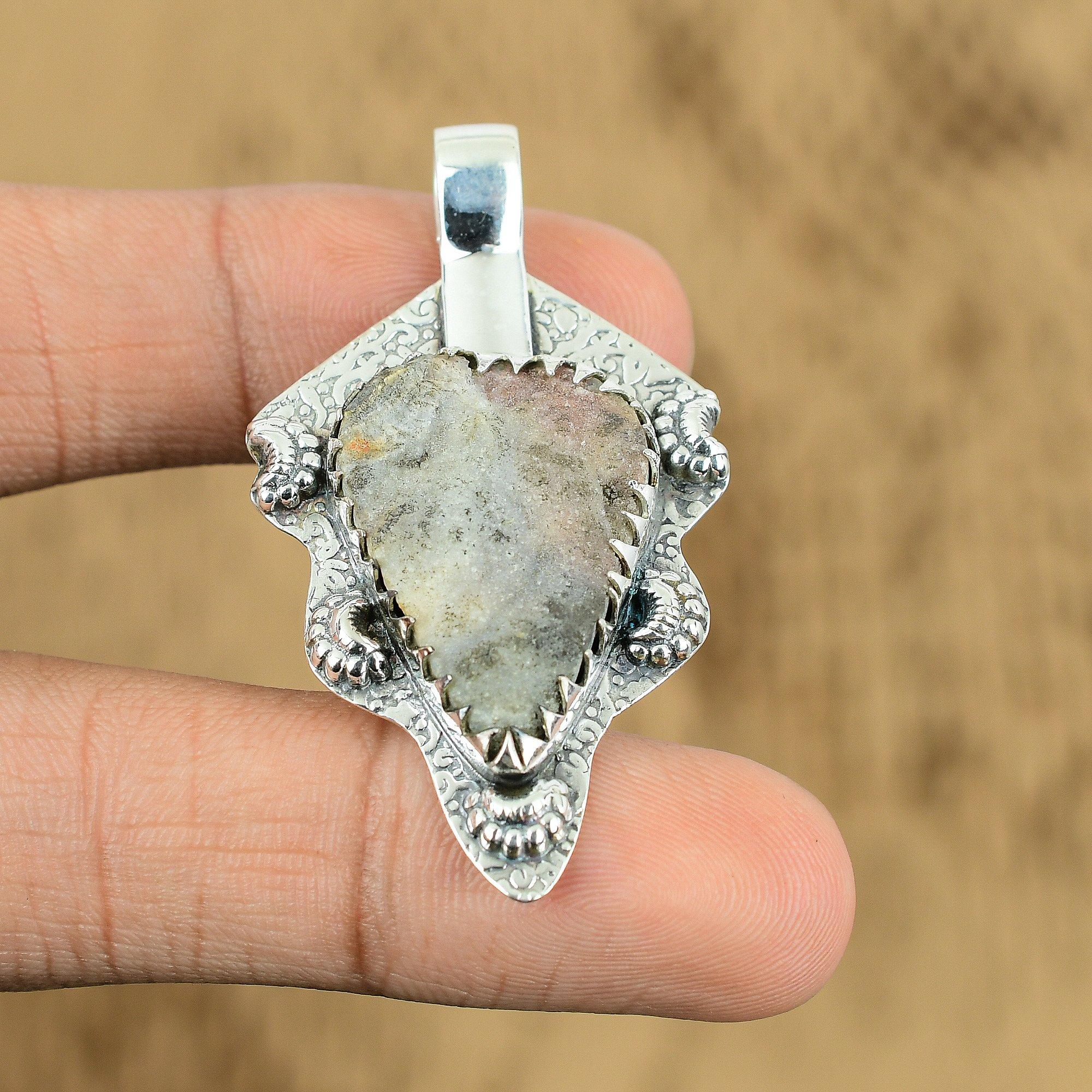

Natural Geode Agate Druzy Gemstone Pendant 925 Sterling Silver Indian Jewelry