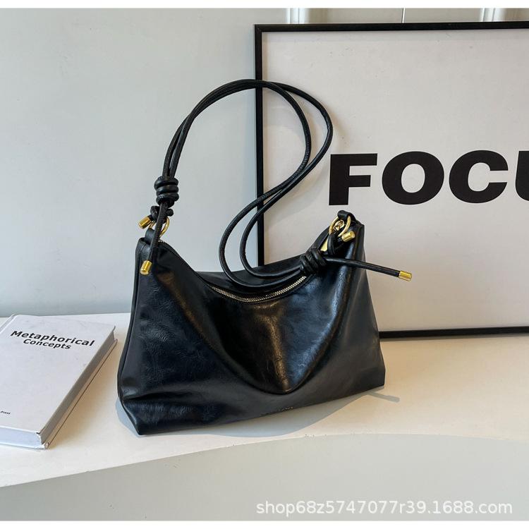 

Design Large Capacity Bag Women s Bag 2025 New Autumn and Winter One Shoulder Armpit Bag Niche Fashion Crossbody Tote Bag