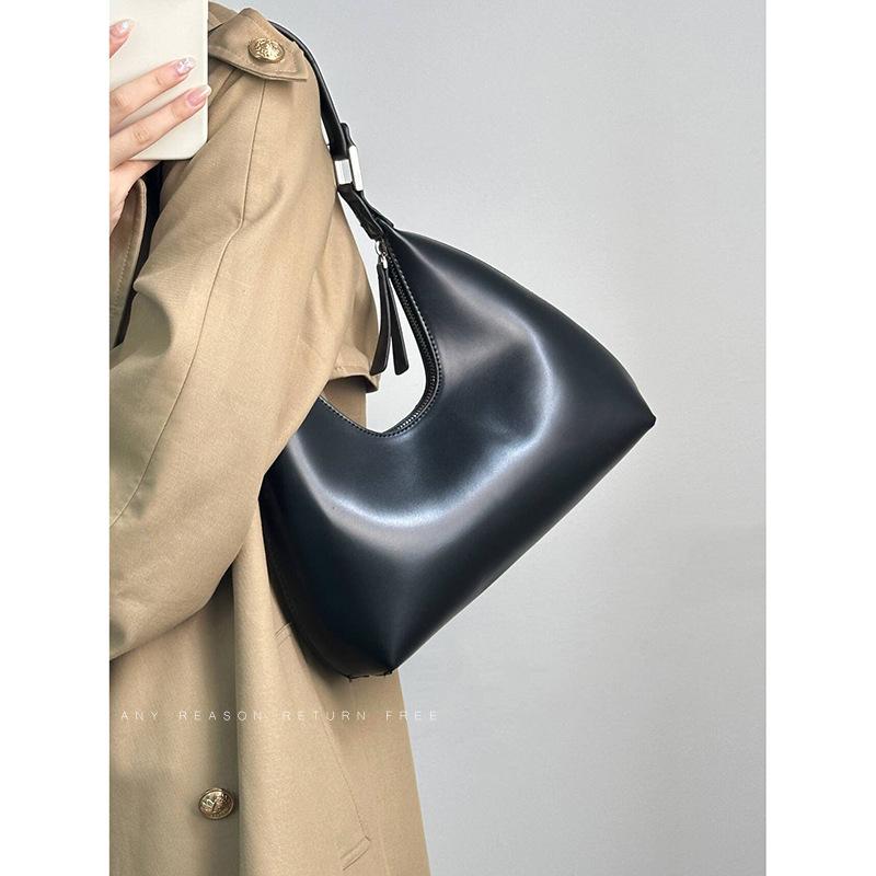 

Korean niche baguette bag women s 2025 new crescent bag versatile single shoulder portable high-end fashion underarm bag чёрный