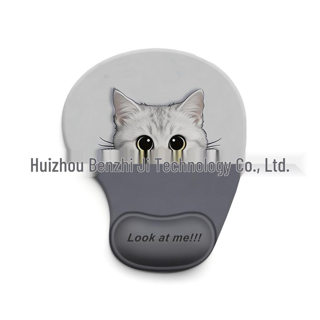 Cartoon Animal Silicone Mouse Pad with Wrist Support - Customizable and Dirt-Resistant.