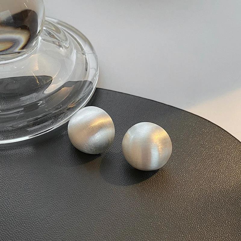 European Style Punk Fashion Geometric Gold Color Half Metal Big Ball Round Stud Earrings for Women Girls Party Accessories