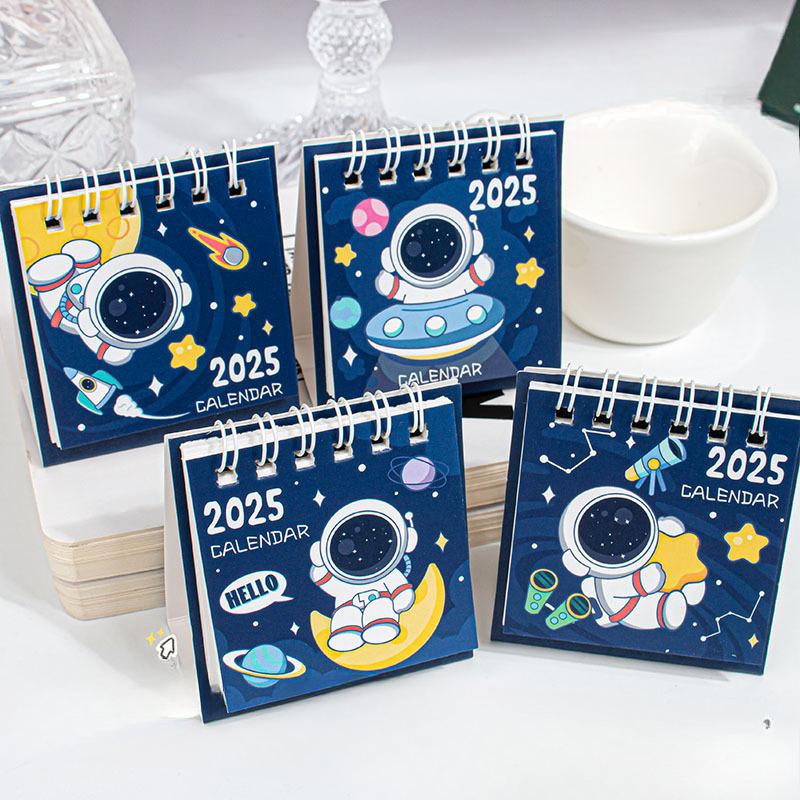 

2025 Мультфильм Настольный Календарь Перфокарта Студенческий Подарок Настольный Дисплей Мини Настольный Календарь Interstellar /10p