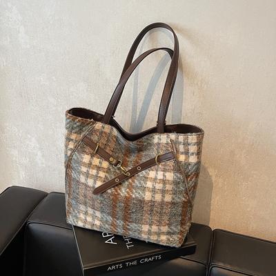 Commuter Large-capacity Woolen Bag, New Fashionable Versatile Autumn and Winter Plaid Women's Backpack, Shoulder Tote Bag