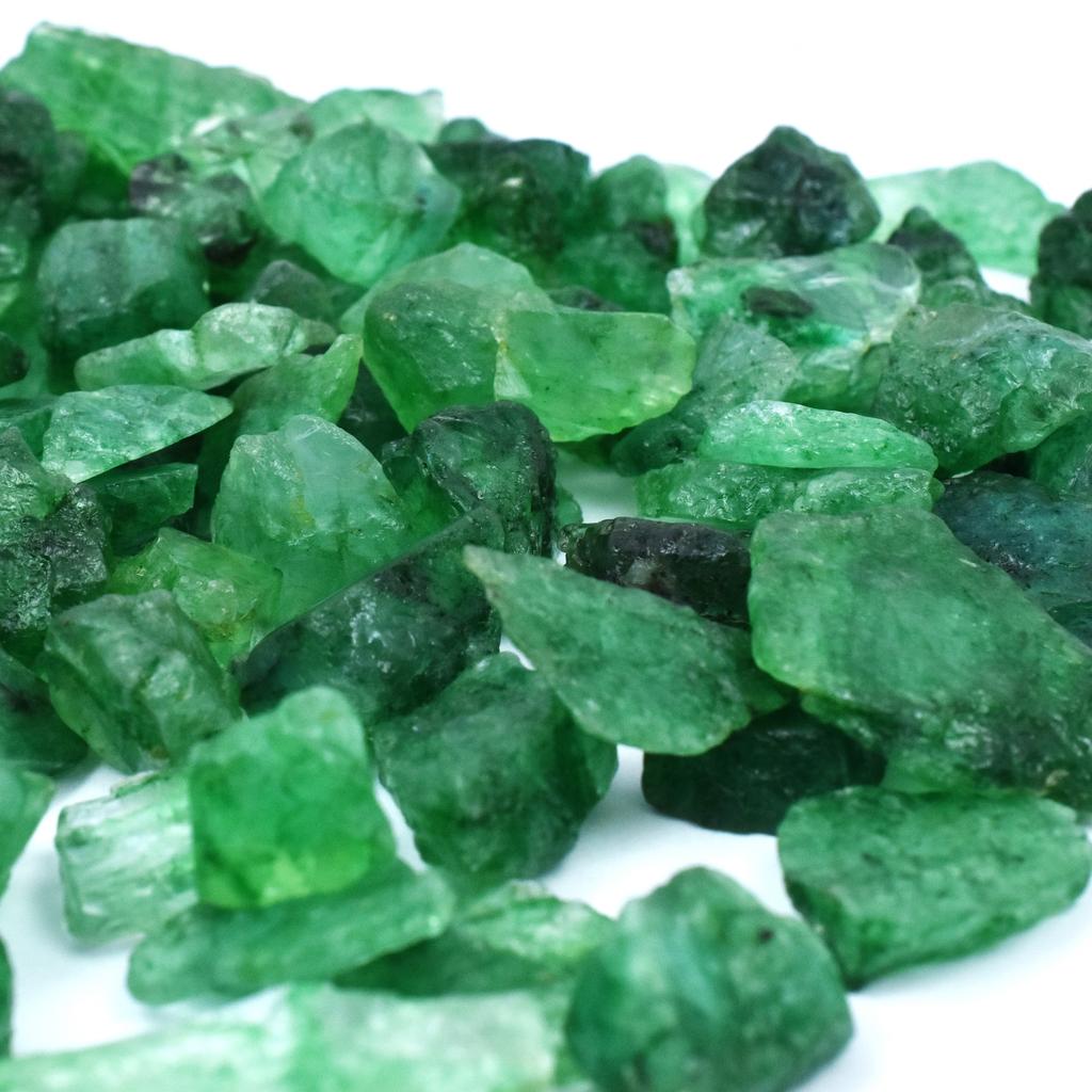 Natural Uncut Emerald Green Raw Rough 5100.23 Ct Loose Gemstone Lot