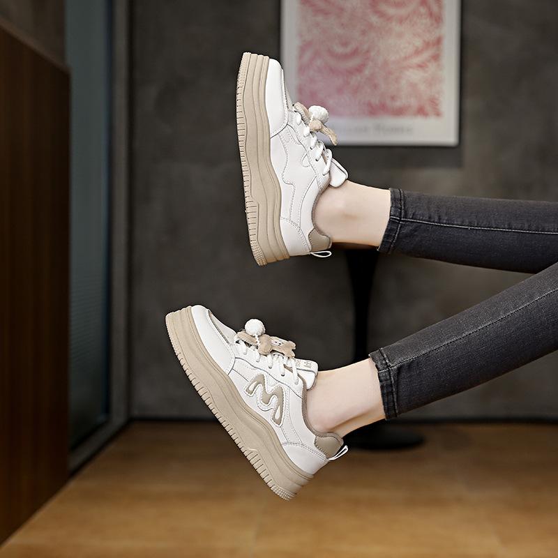 ins Korean version of the new velvet board shoes for women's 2025 winter student sports thick-soled warm casual shoes Y9926-1