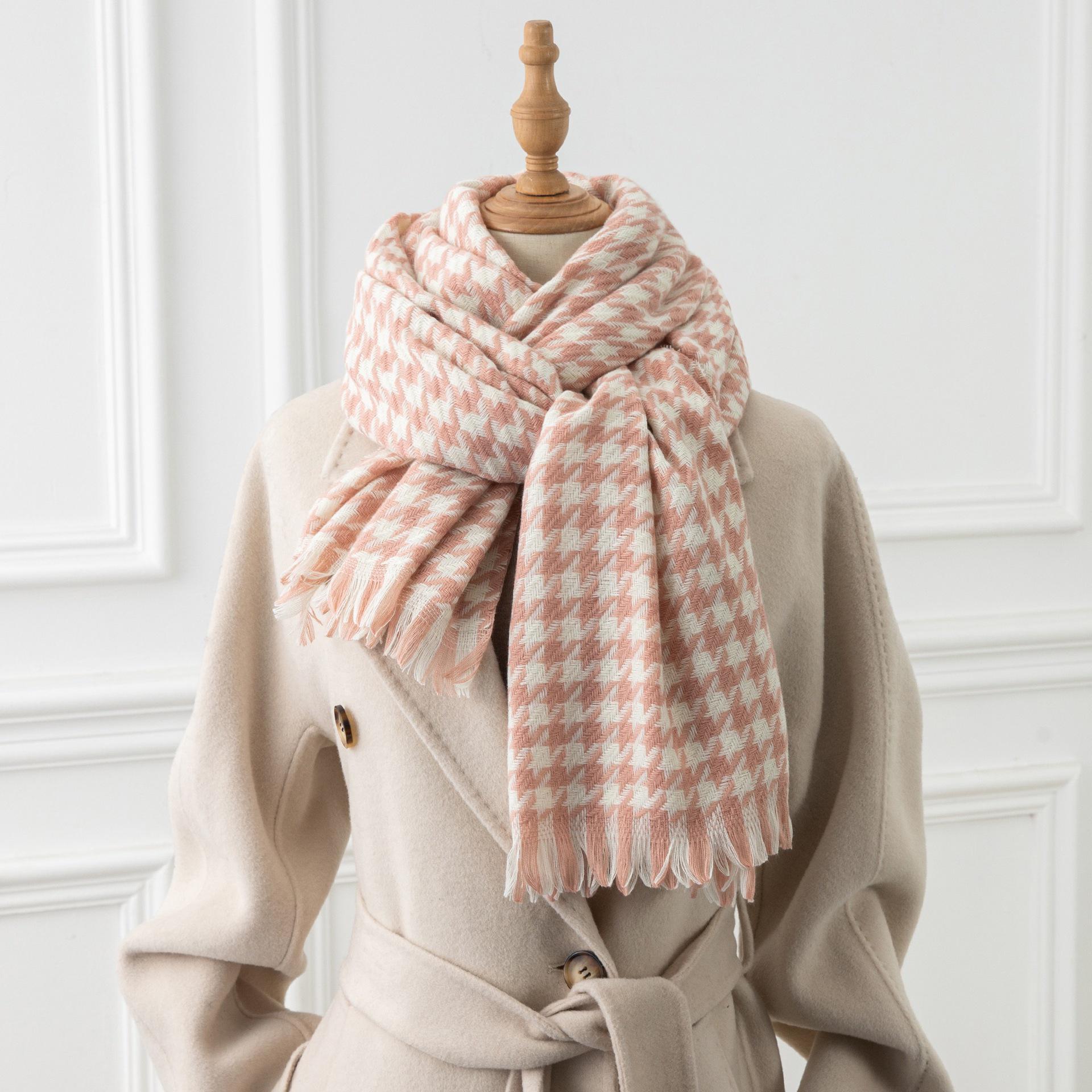 Korean Style Houndstooth Neck Warmer Scarf: Versatile, Fashionable, and Warm for Women розовый