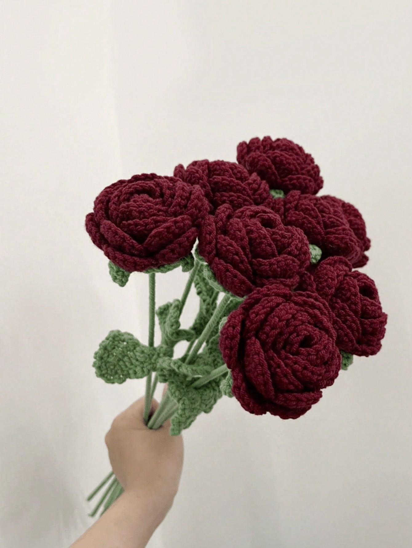 

Knitted Rose Artificial Flowers Crochet Handmade Red Rose Hand Woven Flowers Ornaments Wedding Party Decor Gift for Woman Girls