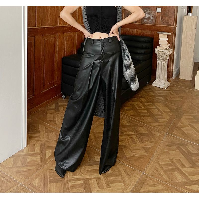 

Vjisha Long Fashion Mid-Waisted Figure Flattering Profile Leather Pants Black S