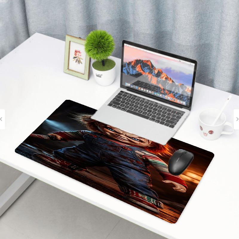 Bride of Chucky Print Mouse Pad, Anti‑Slip Desktop keyboard Mat, for PC Laptop Gaming Working Daily Use, Cool Festival Surprise Gift