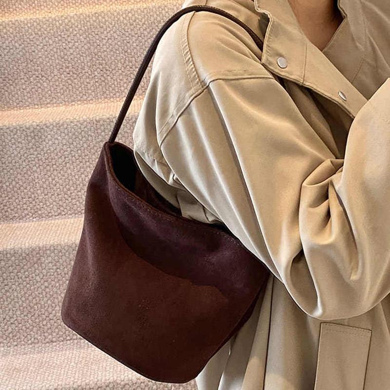 Retro Handbags For Women Trendy Suede Leather Solid Commuting Shoulder Bags Autumn Winter Women's Casual Versatile Bucket Bag