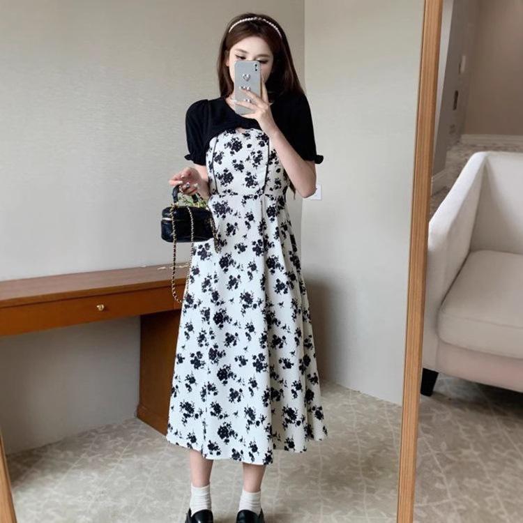 2025 French Retro Floral Two-Piece Dress: Slimming and Body-Shaping Summer Collection