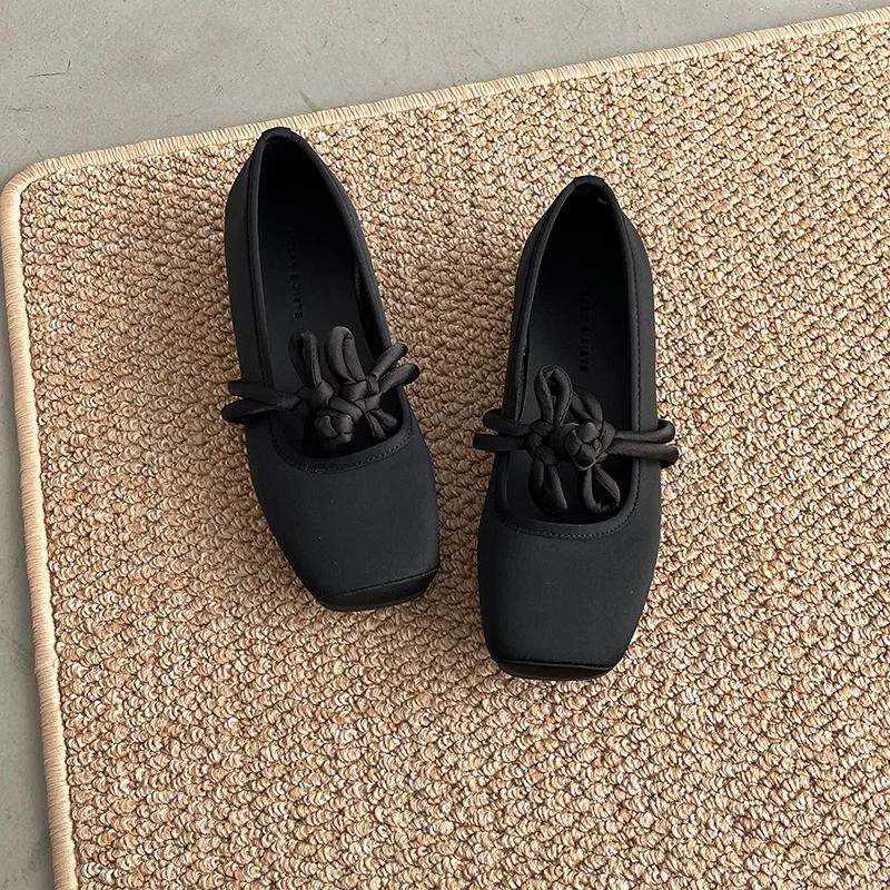 Fashion Ethnic Style Women Red Satin Mary Jane Shoes Fashion Shallow Square Toe Shoes Spring Autumn Soft Sole Ballet Shoes 2025
