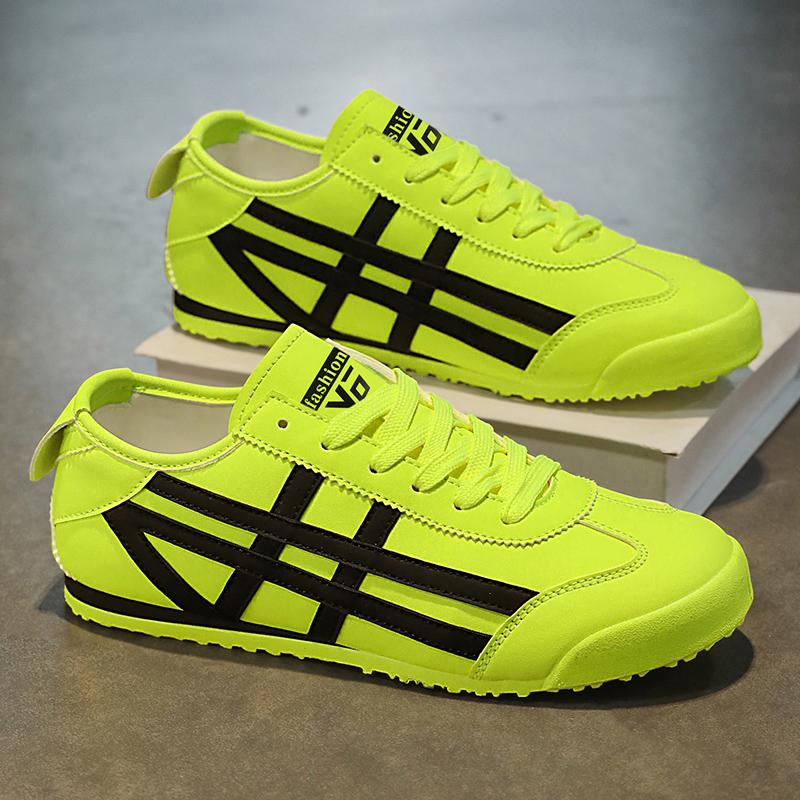 Men's Classic Running Shoes Lace Up Flat Bottom Sports Shoes Soft Sole Walking Shoes Breathable Couple Casual Shoes Tennis Shoes