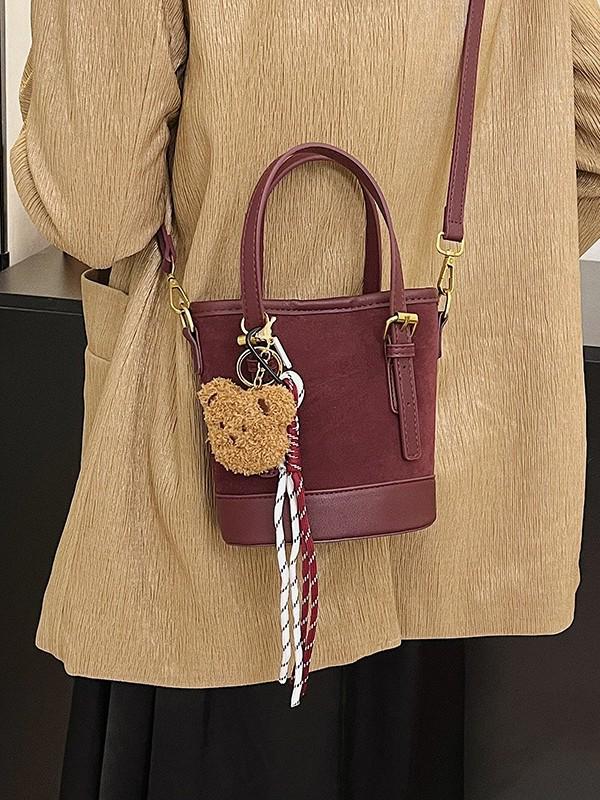 Женская сумка-ведро Осень/Зима 2025: Продвинутая текстура, Нишевый дизайн, Сумка на плечо / Сумка-кроссбоди Coffee