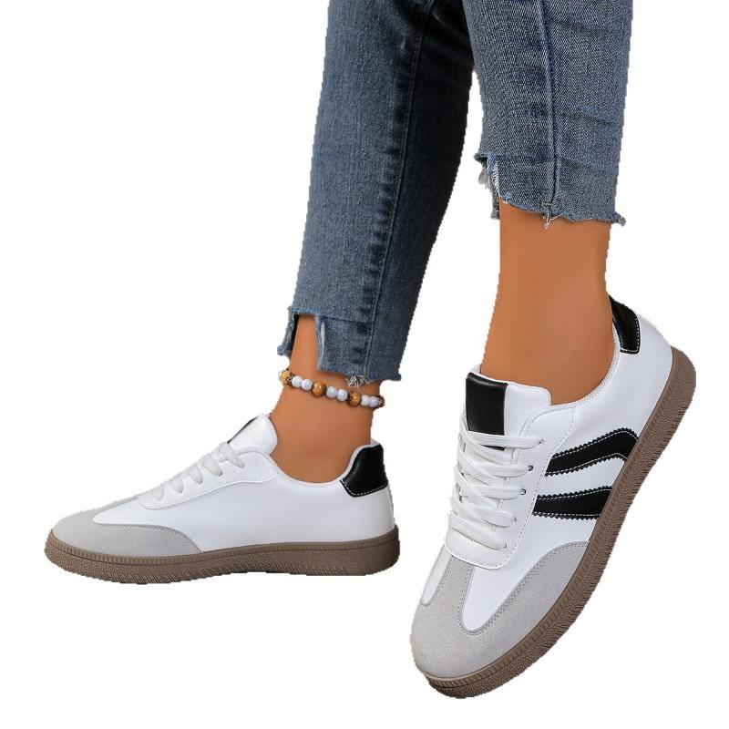 Women's Wide Width Color Block Sneakers - Round Toe Lace-Up Low Top Casual Shoes, Lightweight Flat Sole Walking Shoes for Women