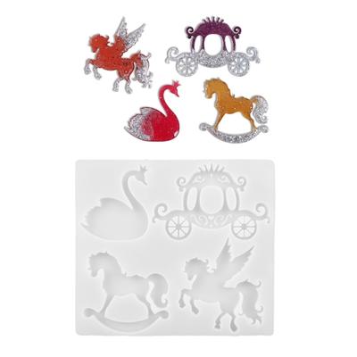Kreative Silikonform aus Harz zum Basteln von detaillierten Pegasus-Pferdekutschen-Schmuck und Feiertagsdekorationen Einfaches Entformen