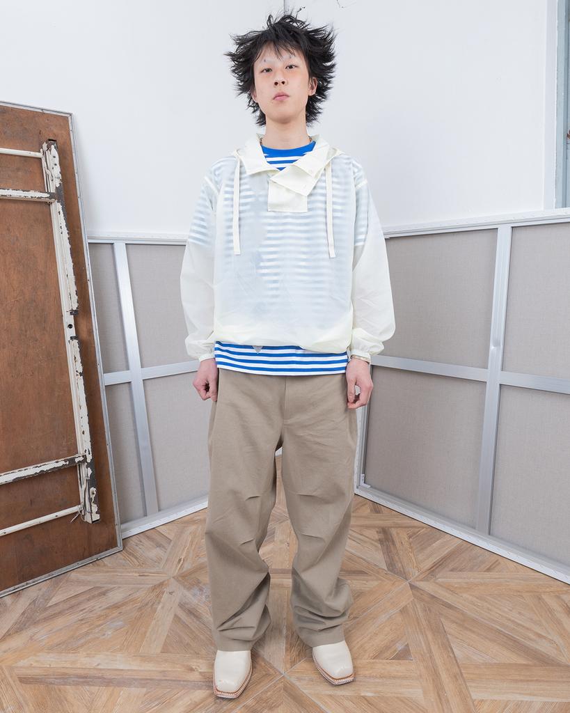 THEMUSEUMVISITOR Argyle Embroidered Regular Chino Pants (Beige)