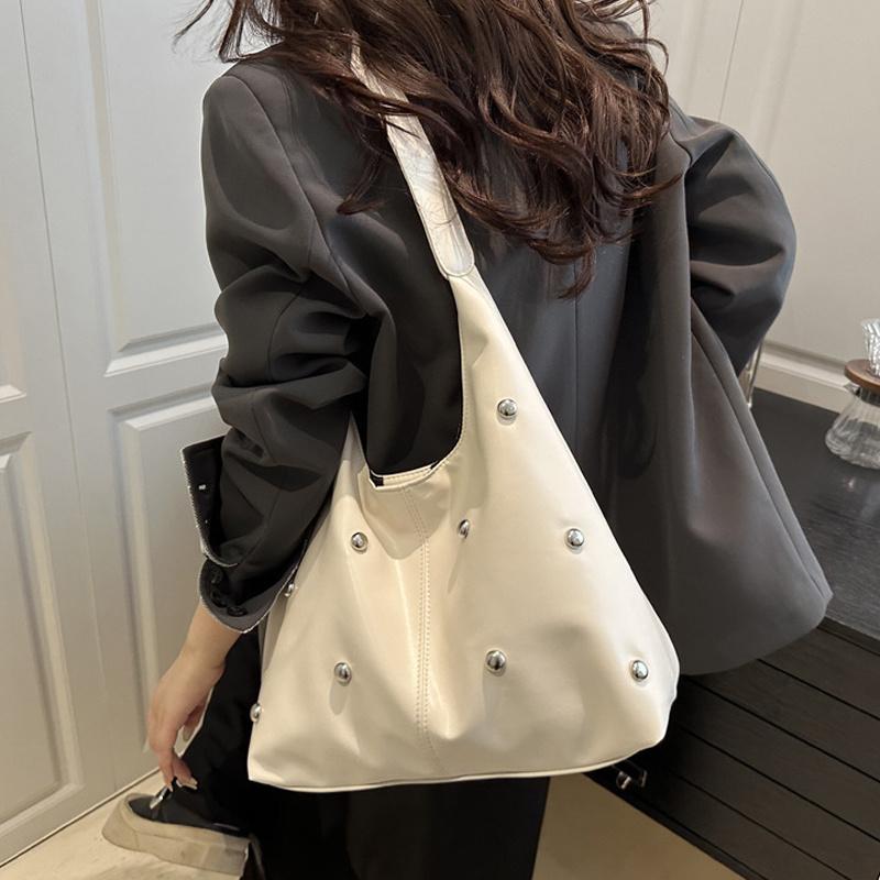 Yogodlns Punk Style Embellished Double-Faced Round Rivet Inlaid Niche Luxury Bucket Bag Chic Lady Underarm Large Capacity Shoulder Bag