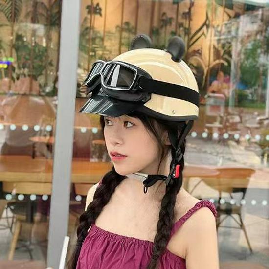 Certified Lightweight Universal Half Helmet for Electric Vehicles – Stylish, Retro, All-Season Safety Helmet
