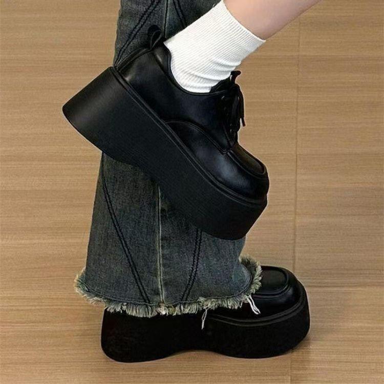 Nuove scarpe basse in pelle nere con plateau stile britannico scarpe primaverili singole plateau Mary Jane retrò
