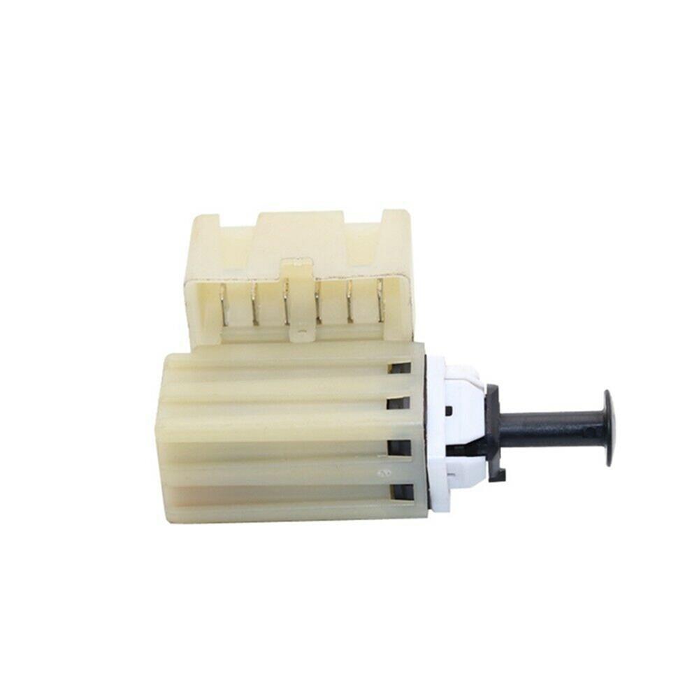 Brake Light Switch #04671336AD For Jeep Wrangler 2.4L 2003-2006 2.5L 1997-2002