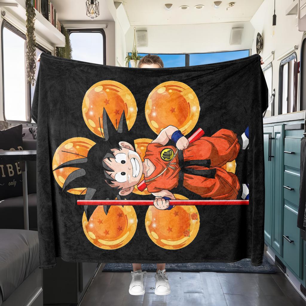 1pz Coperta in Flanella con Stampa Son Goku, Alta Qualità per Tutte le Stagioni, Decorazione per la Casa, Calore e Comfort, Perfetta per Regali di Natale