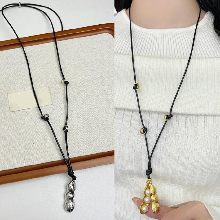 Contemporary Alloy Peanut Necklace Fashion Statement Adjustable Neckchain Versatile Day to Night Accessory