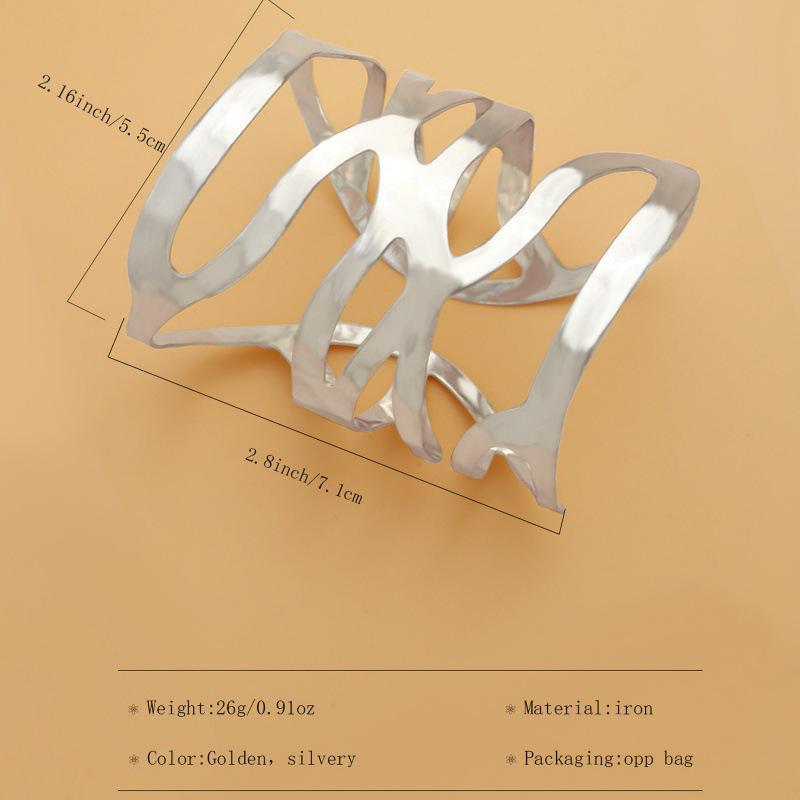 Women's European & American Fashion Metal Hollow-Out Exaggerated Elastic Bracelet Armlet