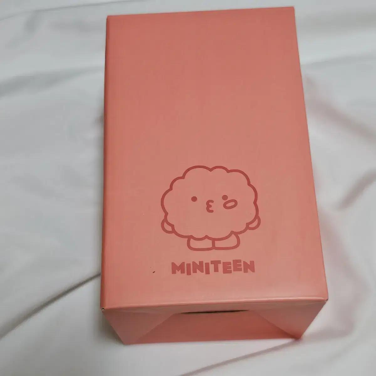 

Запечатанный Seventeen Mini-teen Mood Light с острым наконечником