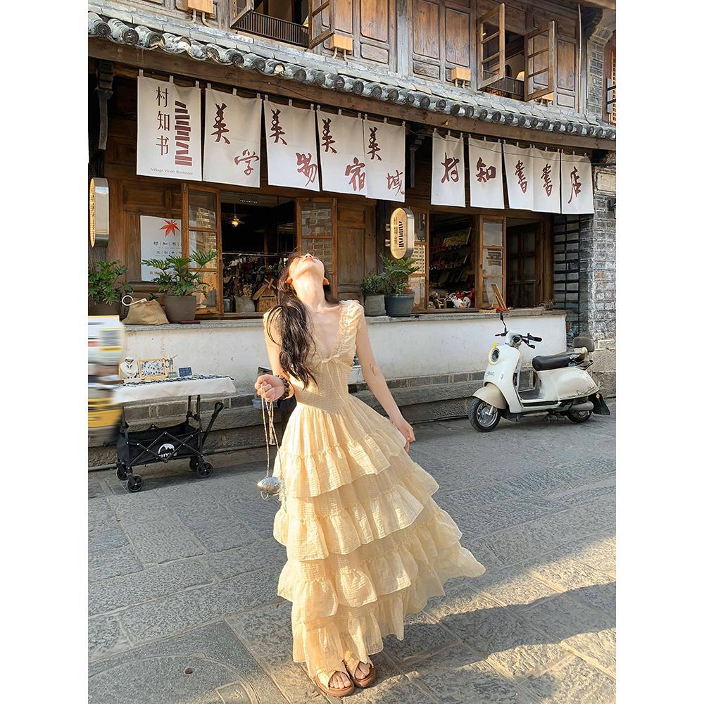 French gentle milk apricot V-neck suspender dress summer elegant casual temperament women's fluffy cake long skirt