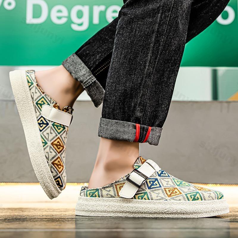 2026 Autumn Men's Breathable Retro Print Design Casual Half Slippers Fashi Trend Comfortable Versatile Shallow Mouth Draggers